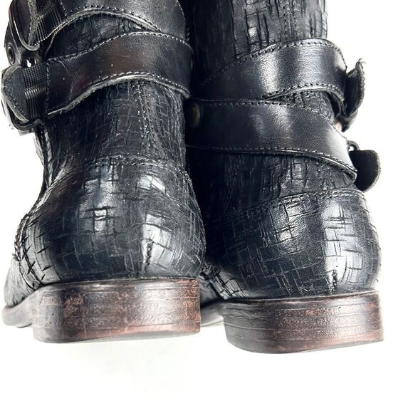 UGG Collection Nicoletta Scored Over-the-Knee Black Leather Boot size 6 1/2 - Picture 12 of 16